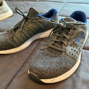 Under Armor Mens Size 10